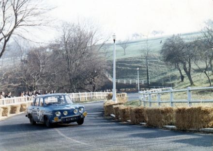 Renault 8 Gordini.